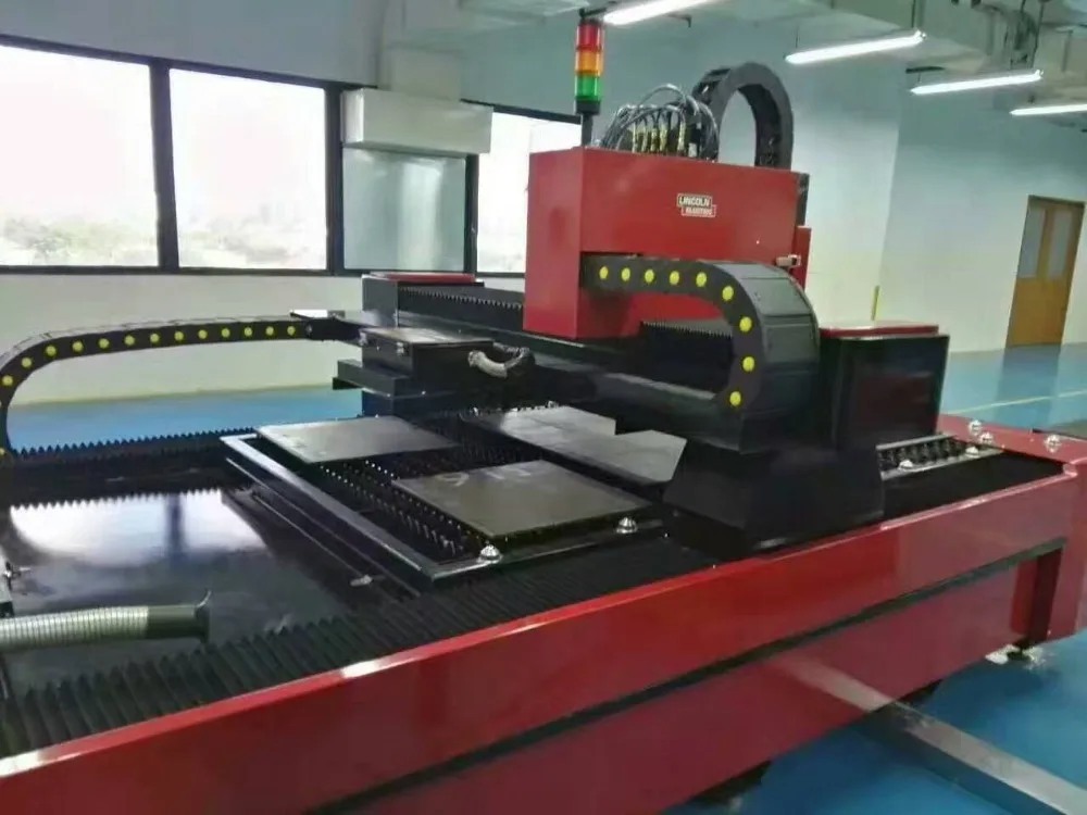 Настольная машина для плазменной резки BCX Laser 1325 с вращением стальной трубы и