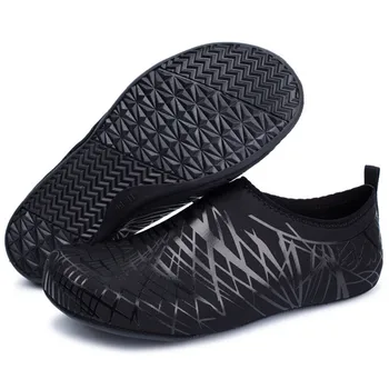 

HOBIBEAR Big Kids Diving Shoes Adult Wading Strong Shoes Thin-Solded Bathing Footwear Nonslip Closed Amphibious Anti-Salt #36-46