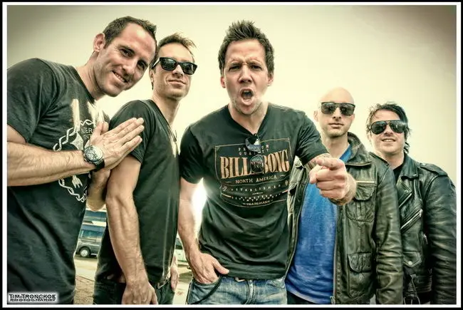 Simple plan feat. A simple plan (1998) постер. When i m gone simple. When i m gone simple. Simple plan 2008.
