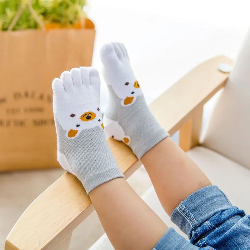 Лидер продаж, 1 пара, Kawaii, детские дышащие мягкие хлопковые носки с пятью пальцами, с рисунком медведя, дизайнерские носки для мальчиков и девочек