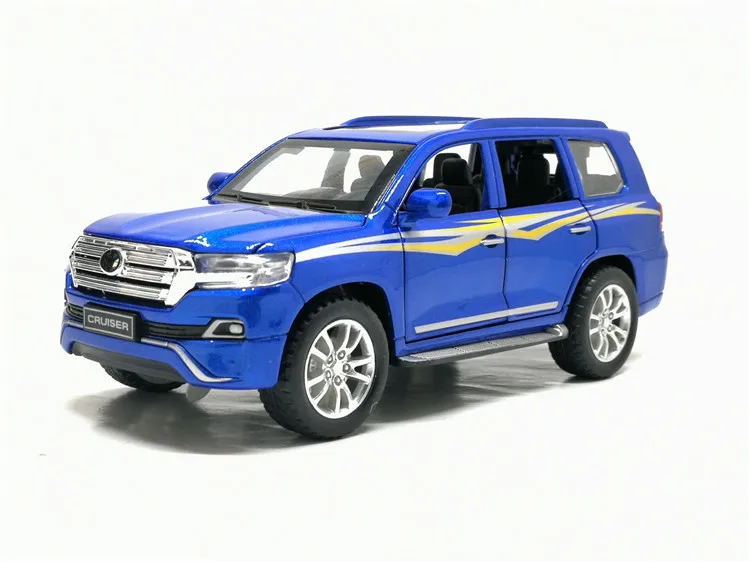 Модель автомобиля Toyota LAND CRUISER 1:32 литая модель из сплава с шестью открывающимися
