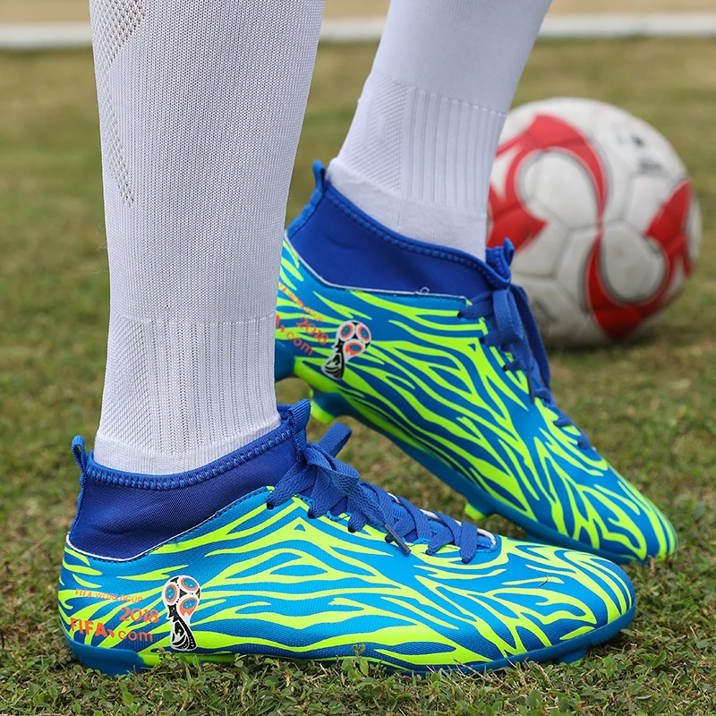 

Thestron Unisex Football Shoes Long Spikes Men Lightweight Football Boots Spring Autumn Women Turf Soccer Shoes Blue Green Shoes
