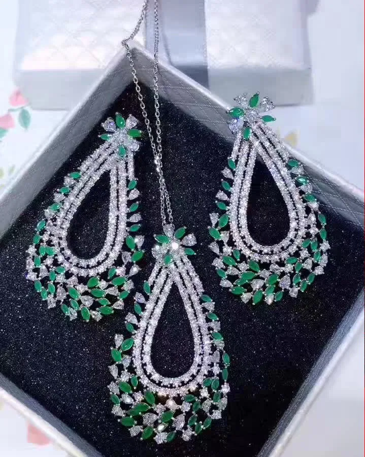 

Vintage new cubic zirconia green teardrop long Earrings and necklaces jewelry sets for women