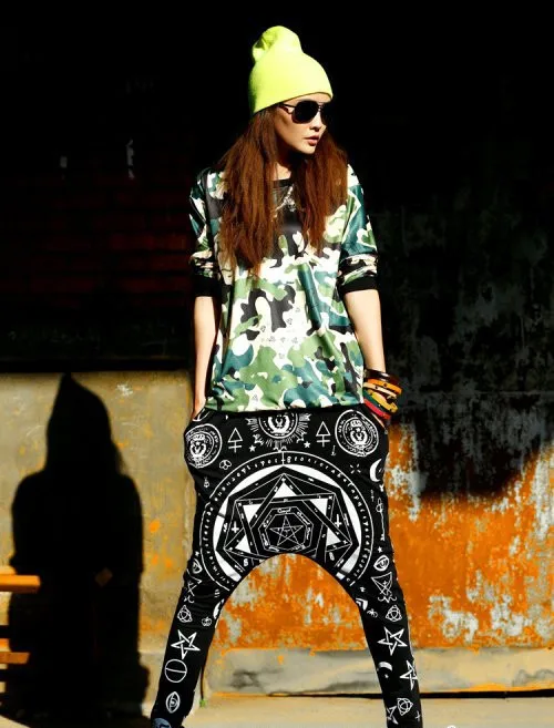 1159884471_2005419740