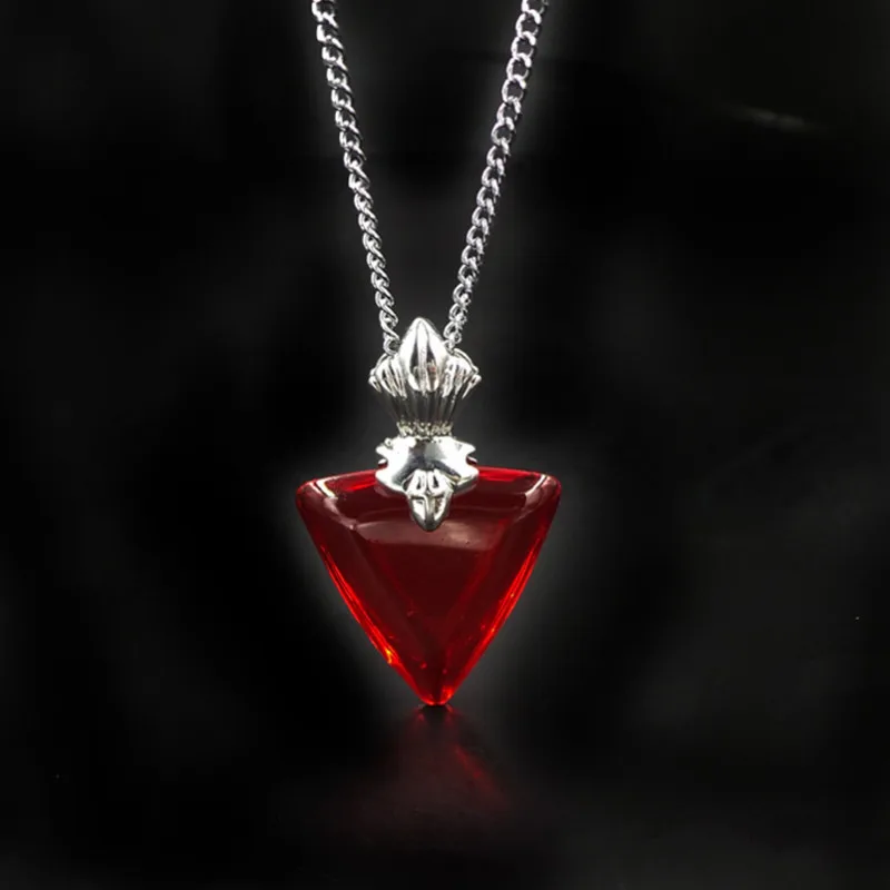 

1 pcs fashion Japanese Anime New Fate Stay Night Fate Zero Archer Master Tohsaka Rin Necklace Cosplay Props Toys