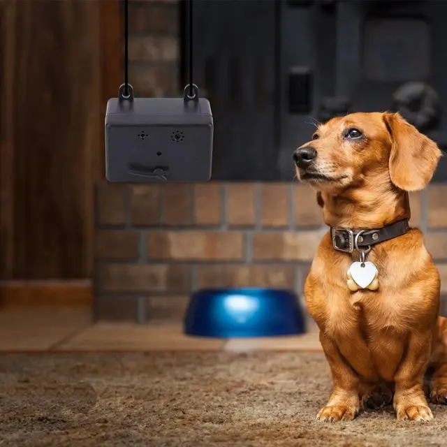 Outdoor Dog Controller Ultrasonic Controller Dog Repeller Dog Bark Control Anti Barking Device Dog Control Training Accessories