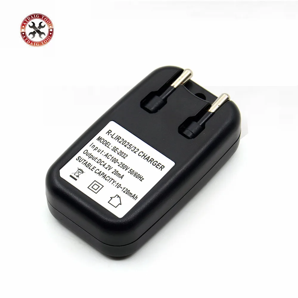 

2019 Newest 3.6V CR2032 LIR2032 LIR2025 Coin Button Cell rechargeable lithium battery Travel Charger Free Shipping