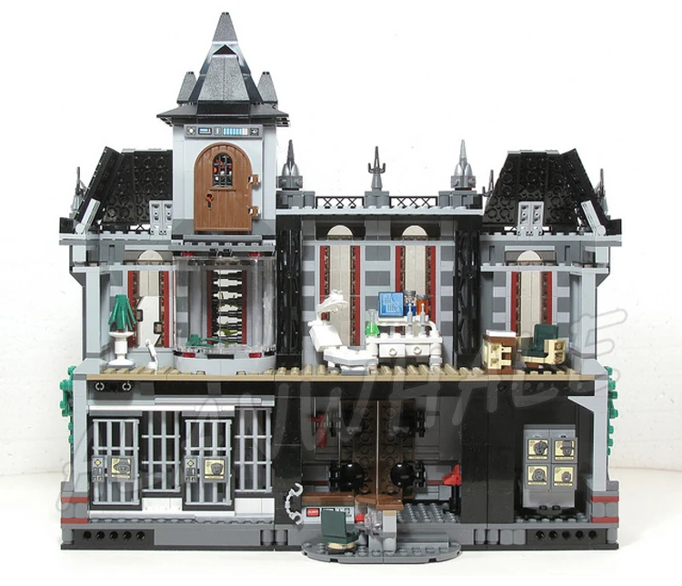 1619pcs Super Heroes Batman Movie Arkham Asylum Breakout DIY 7124 Model Building Blocks Toys Movie