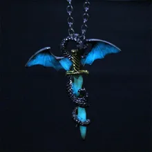 Светящиеся украшения Дракон ожерелье с кулоном в виде меча игра трона шеи Кружева светится в темноте аниме ожерелье для мужчин рождественские подарки