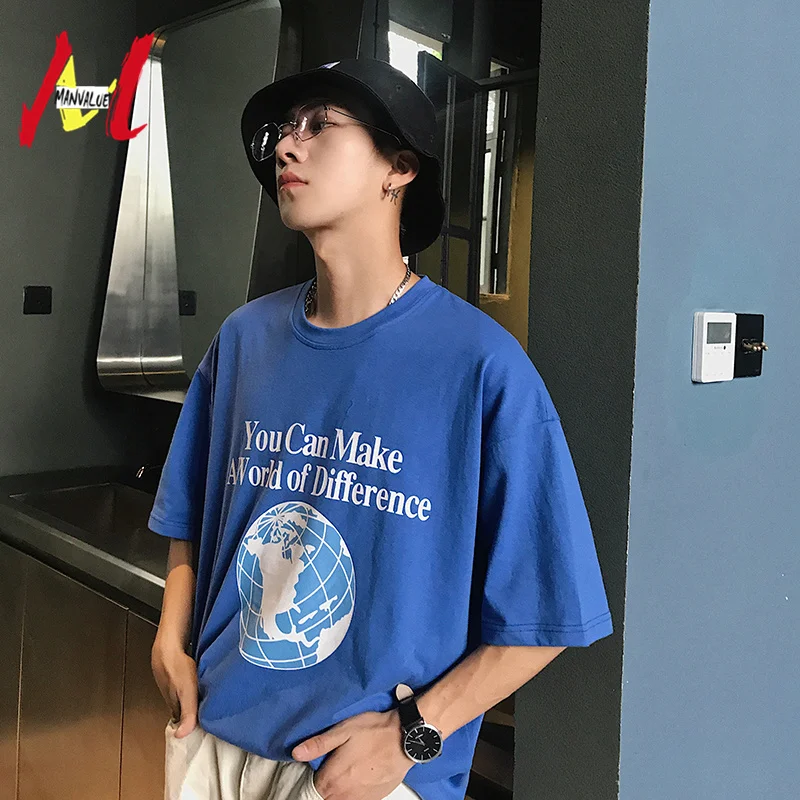 

MANVALUE Men's and Women's Couples Wear Earth Printed O-Neck Lovers Oversized Loose and Comfortable Short Sleeved T-shirts