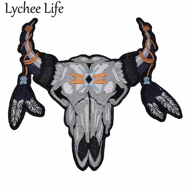 

Lychee Life Ox Head Embroidered Patches Hit Color National Style Patches DIY Handmade Sewing On Cloth Bags Accessories Decor