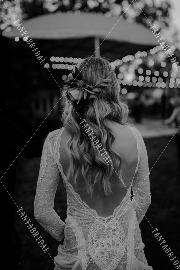 AlexaMikey-Wedding-470-683x1024