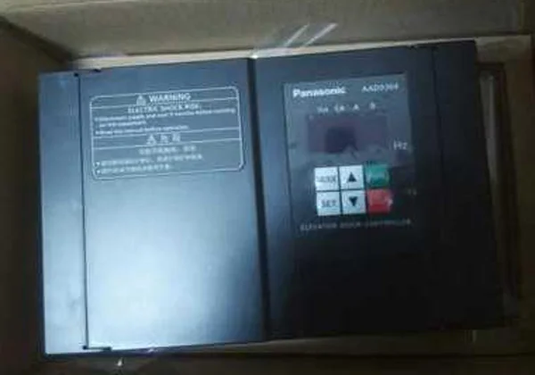 

Elevator control inverter AAD03040D , 220V, 0.4KW