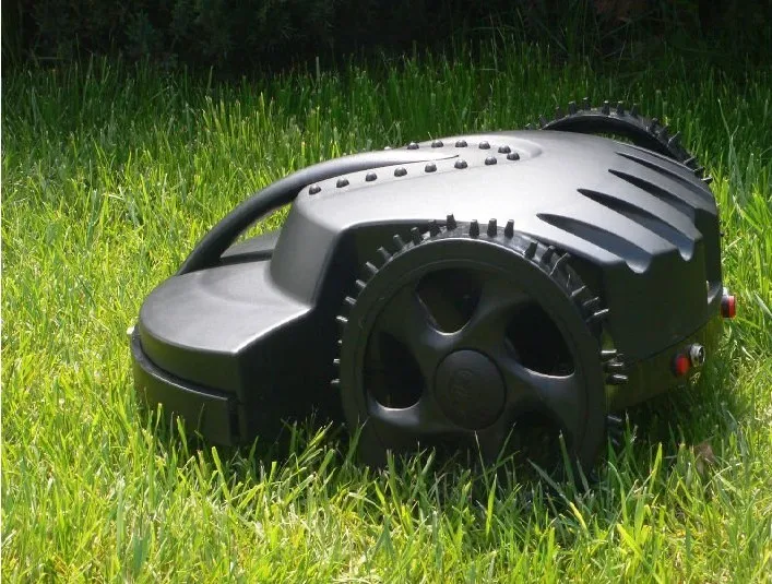 Садовая автоматическая интеллектуальная роботизированная газонокосилка по низкой цене, CE& Rosh - Цвет: Черный