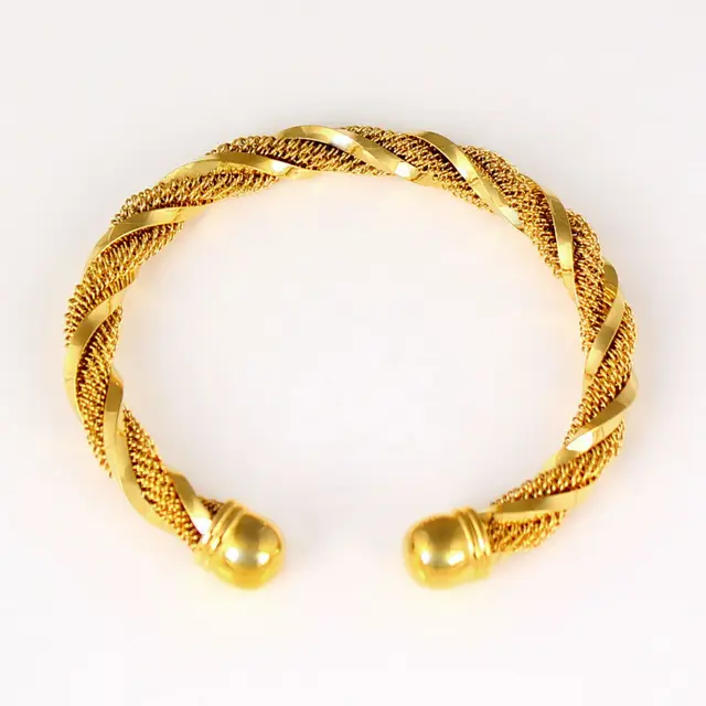 2017 New Dubai Gold Twisted Bangle Bracelet Women Men Gifts 2017 New Dubai Gold Twisted Bangle Bracelet Women Men Gifts Color Jewelry Cuff Whole