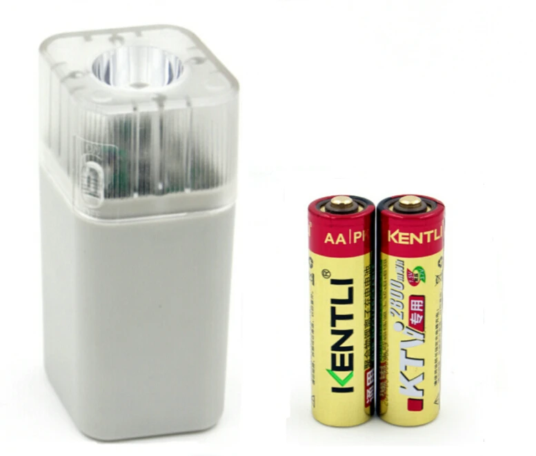 

2 pcs 1.5V AA 2800mWh rechargeable lithium battery + 4 channels USB charger with led light