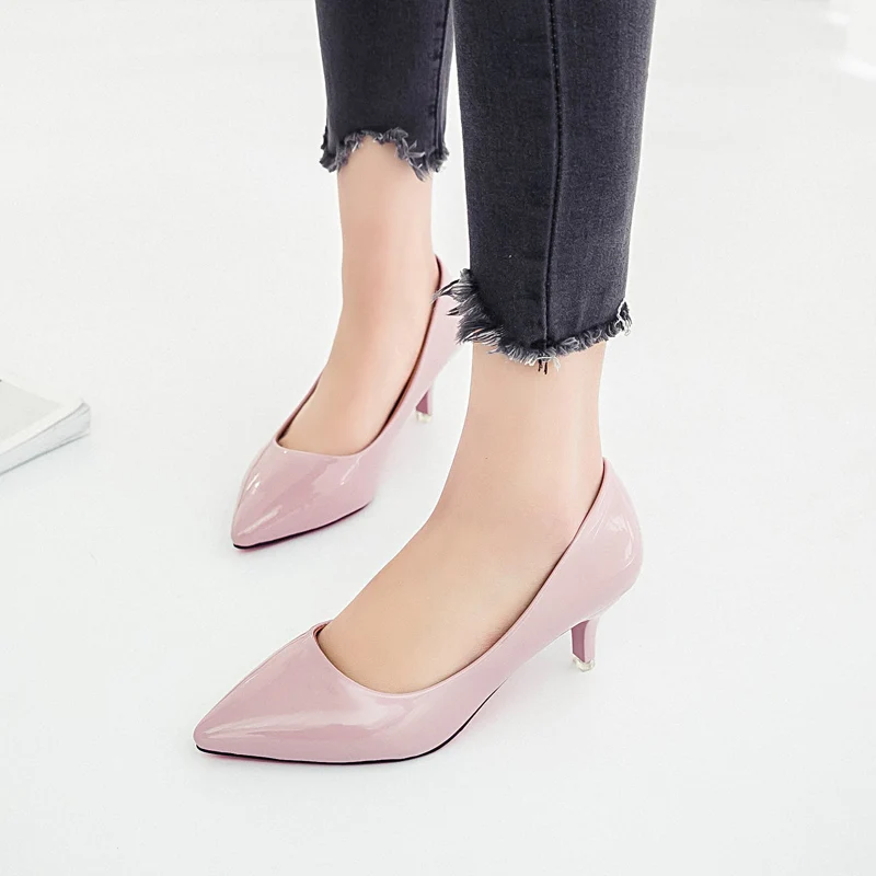 

Plus Size 35-42 Woman Medium Heels Shoes Patent Leather Pumps Womens Dress Shoes Thin Heeled Shoes zapatos mujer 61h14