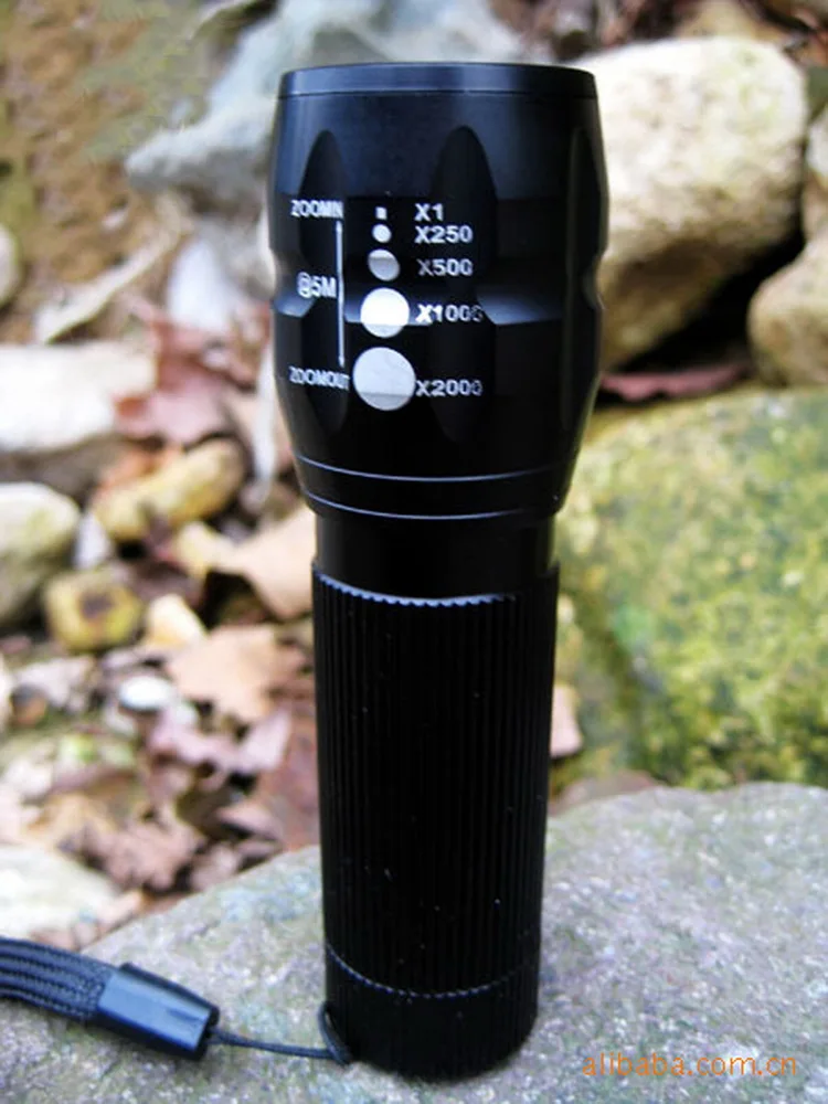 Pro cheaper and practical 2000Lumens High Power Torch Zoomable LED