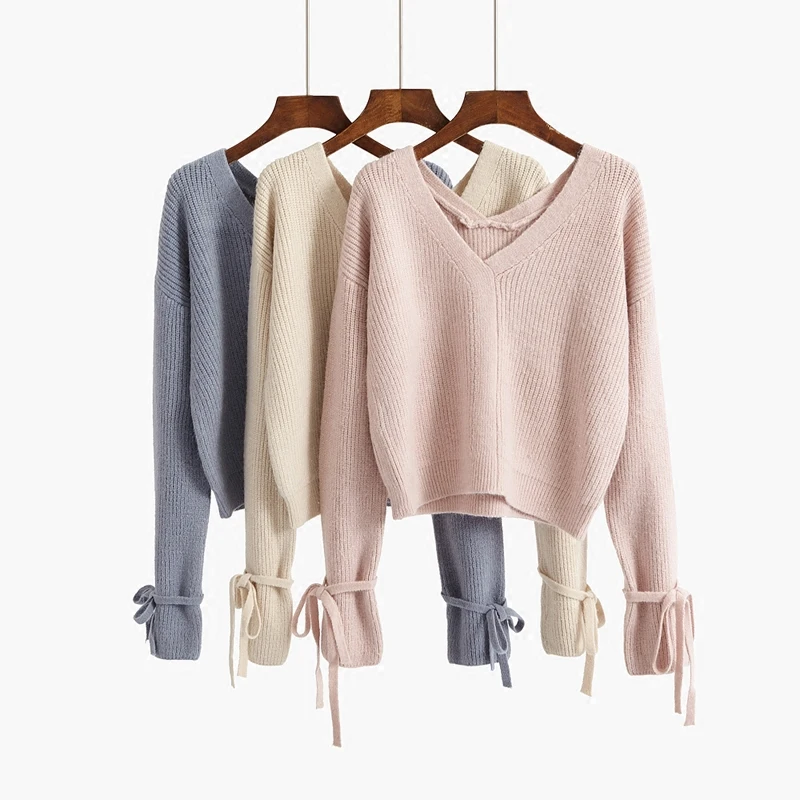 

Rlyaeiz 2018 Spring Autumn Knitted Sweater Women Fashion V-neck Lacing Cuff Sleeve Loose Pullover Female Short Casual jumper