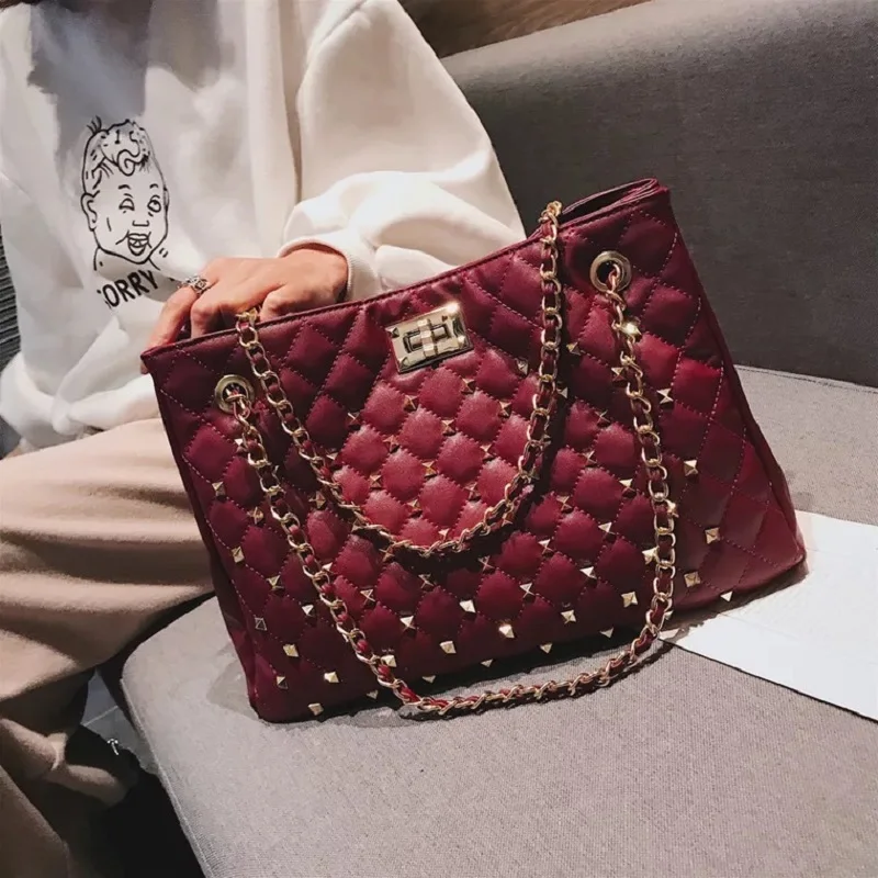 

Women Rivets Leather Bags Diamond Plaid Tote Big Large Handbags Designer Shoulder Crossbody Bags for Women Female Messenger Bags