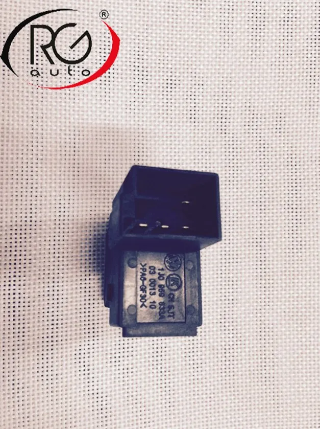 Auto trunk switch TRUNK FUEL DOOR RELEASE SWITCHES 1J0959831A/833A VW GOLF JETTA PASSAT 00-05 OEM