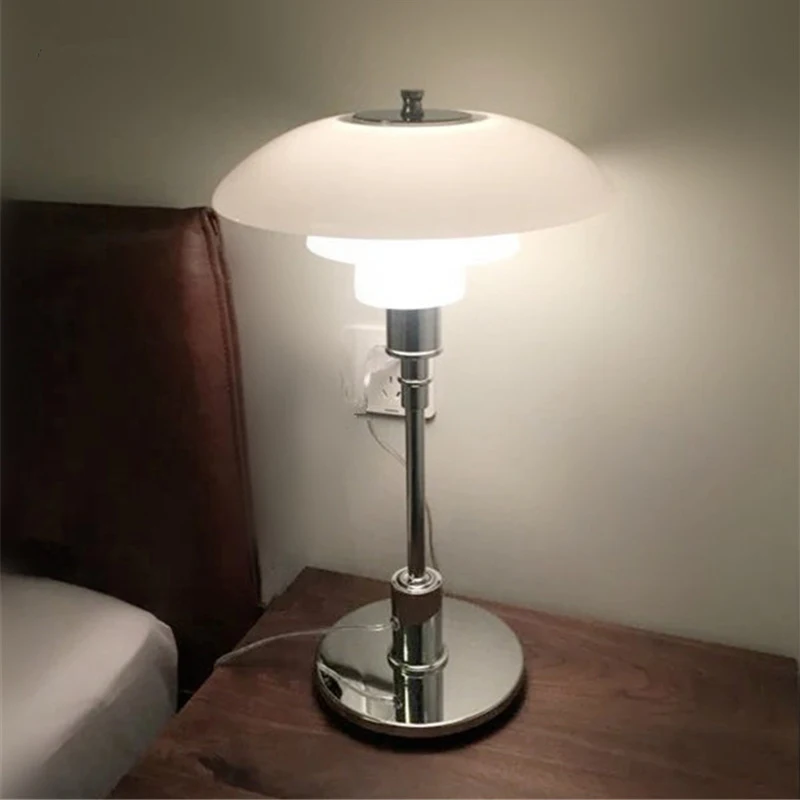 Nordic Fashion Glass Table Lamp Living Room Bedroom Bedside Desk Lamp Creative Table Lighting XDMT01-22