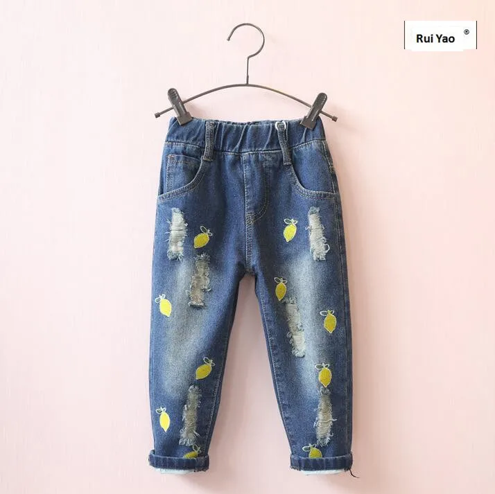 

Y31061637 2017 Fashion Spring Baby Girl Jeans Solid Embroidery Pineapple Toddler Girl Pants Denim Girl Clothes Distrresses