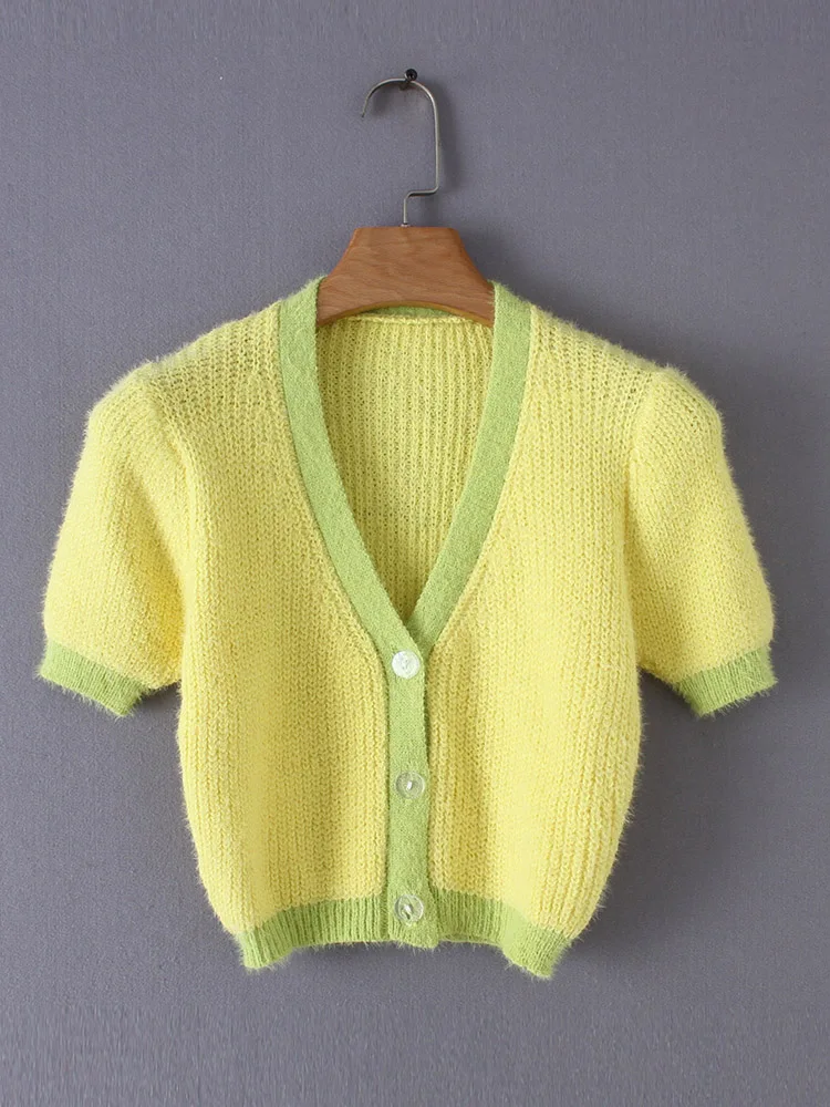 

BIAORUINA Women's Fashion All-match Contrast Color Knitted Cardigans Female Single Breasted V-necl Casual Short Knitted Sweater