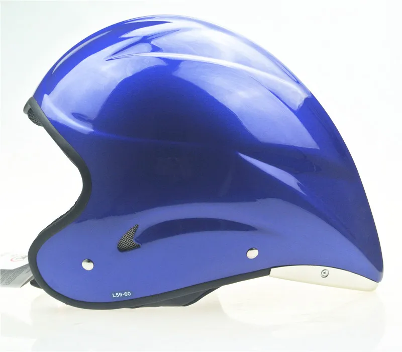 

Cool shape Weight:780g+/-50g Paragliding helmet factory price Also use for hang gliding