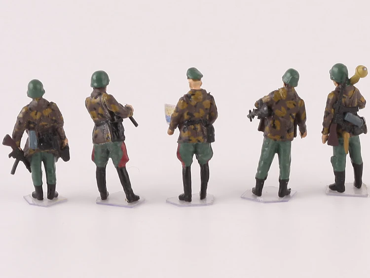 1/72 P0410 немецкий бронированный солдат готовой он может работать со всеми типами