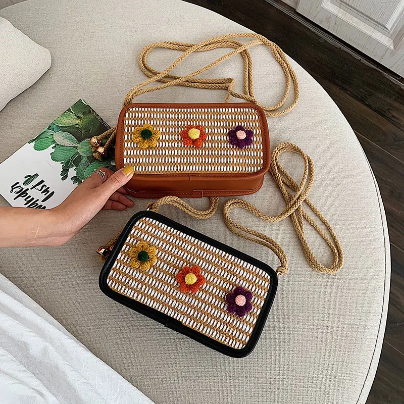 

New female leisure small bag 2019 han edition brim straw single shoulder bag summer fashion joker worn small package
