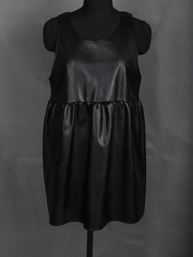 Nerazzurri комбинезон платье для женщин черное Плиссированное Платье из искусственной кожи на подтяжках плюс размер платья для женщин 4xl 5xl 6xl 7xl кожаное платье больших размеров осень женская одежда
