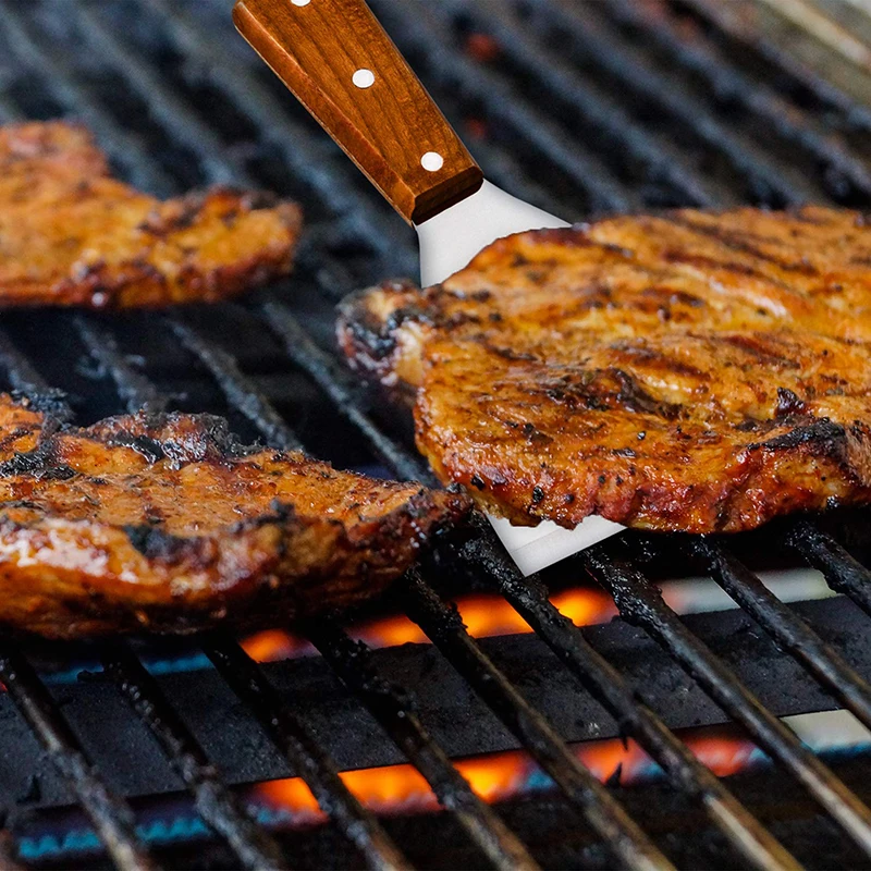 BBQ turner