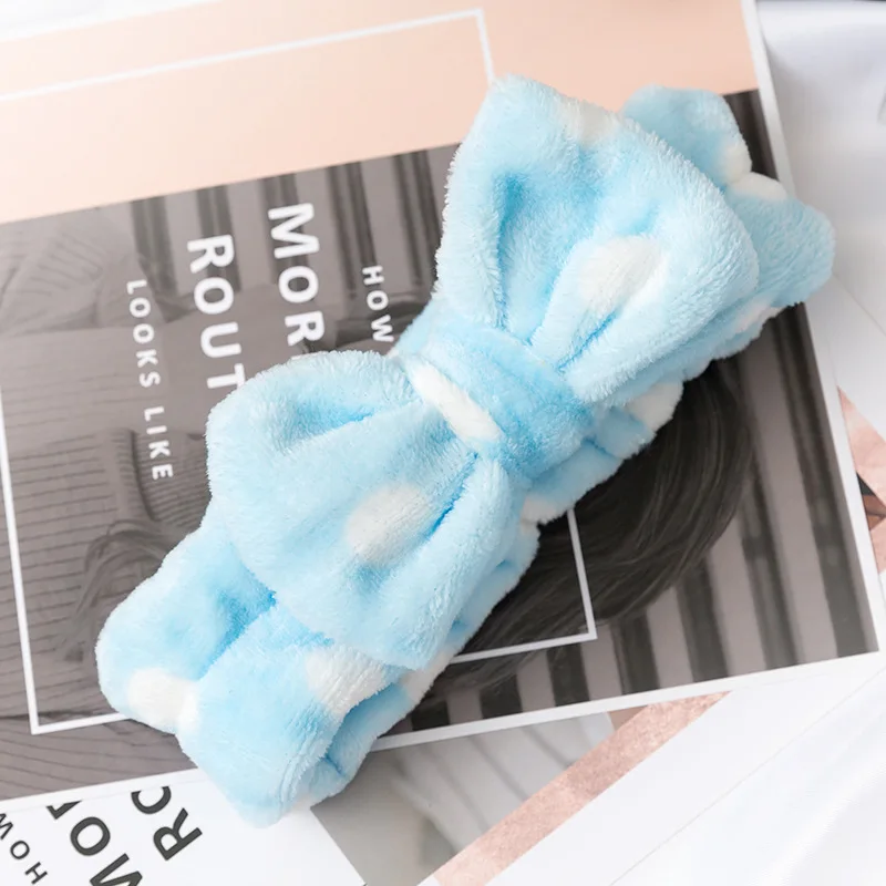 Blue and White Новинка, леопардовые мягкие повязки на голову с бантиком для женщин и девочек, макияж, коралловый флис, повязки на голову, держатель для волос, головные уборы, аксессуары для волос - Цвет: Blue and White