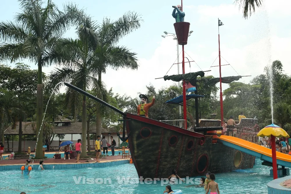 pirate ship with slide vison waterparks (4)