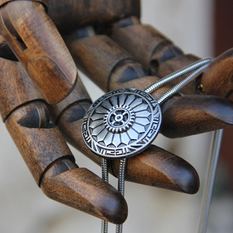 

Original designer bolotie stainless steel rope alloy pendant bolo tie for men personality neck tie fashion accessory