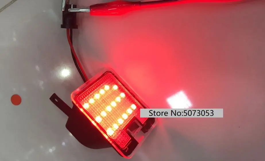 2 шт. светодиодный под боковое зеркало Puddle свет лампы прямой покрой для FORD Kuga C-MAX 2003-2010 фокус 2013~ Escape Mondeo 2007 - Испускаемый цвет: Красный