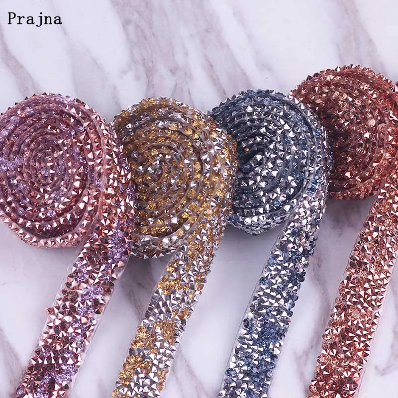 

Prajna Strass Crystal Chain Hot Fix Decoration Rhinestone Ribbon Glitter Accessory for Dress Cloth DIY Motifs Ornament 1 Yard F