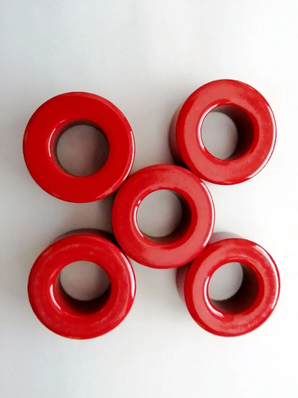 

NEW 5pcs T106-2 RF magnetic iron: T106-2, RF Iron Powder Toroidal CORE