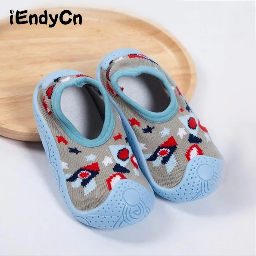 

iEndyCn Baby Socks for Newborns Anti Slip Foot Warmer Rubber Soft Bottom Socks Toddler New Year's Sneaker Socks Unisex HJS7173