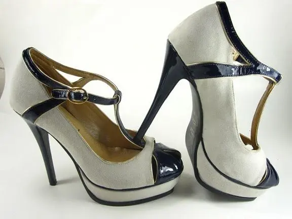 discount on women shoes