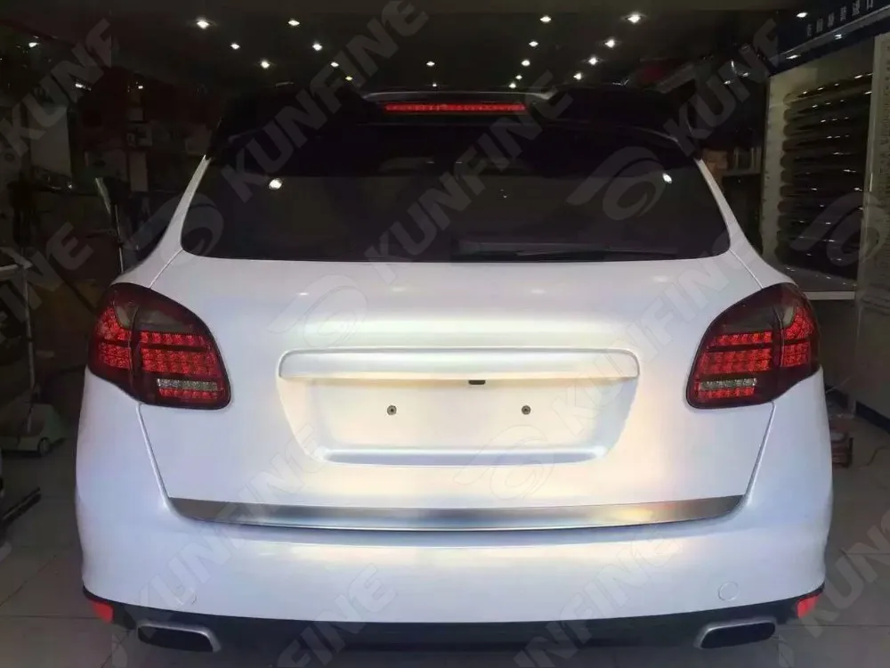 Cowry White Car Vinyl film 9