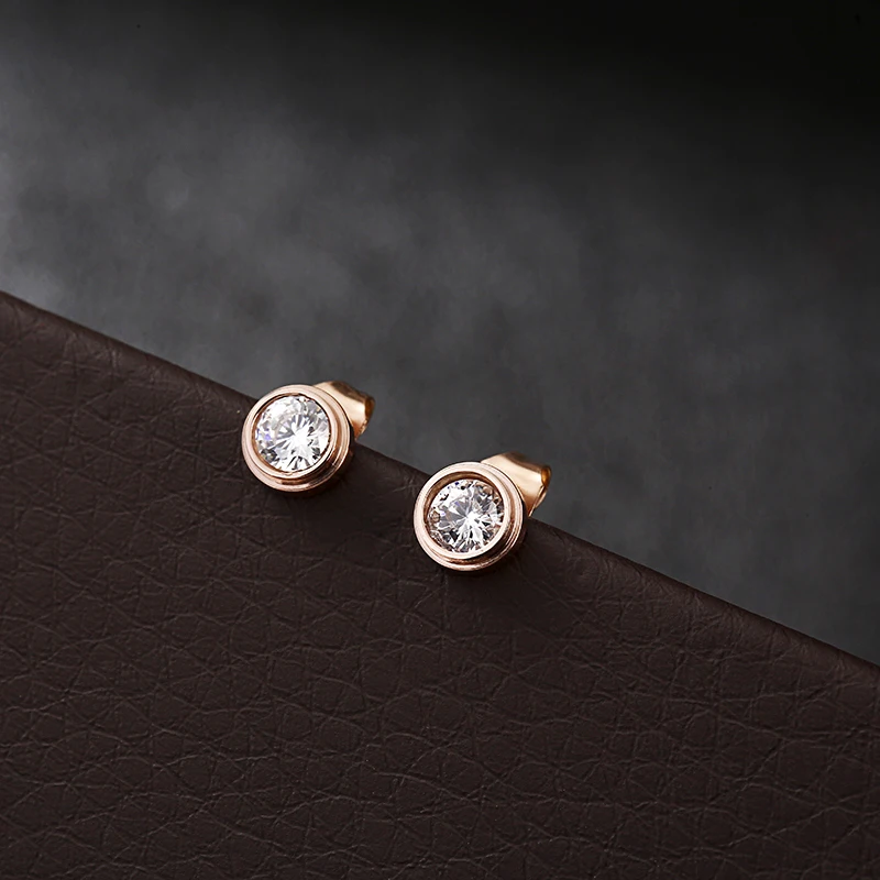 

Korean Fashion Stainless Steel Crystal Stud Earring for Women High Quality Small Ear Studs with Gift Box Dropshipping Jewellery