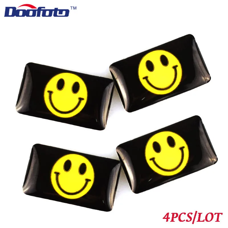 

Doofoto Auto Accessories New Cute Badge Logo Car-Styling Smiling Face Interesting Sticker For Audi Opel Seat Toyota Byd Ms Hond