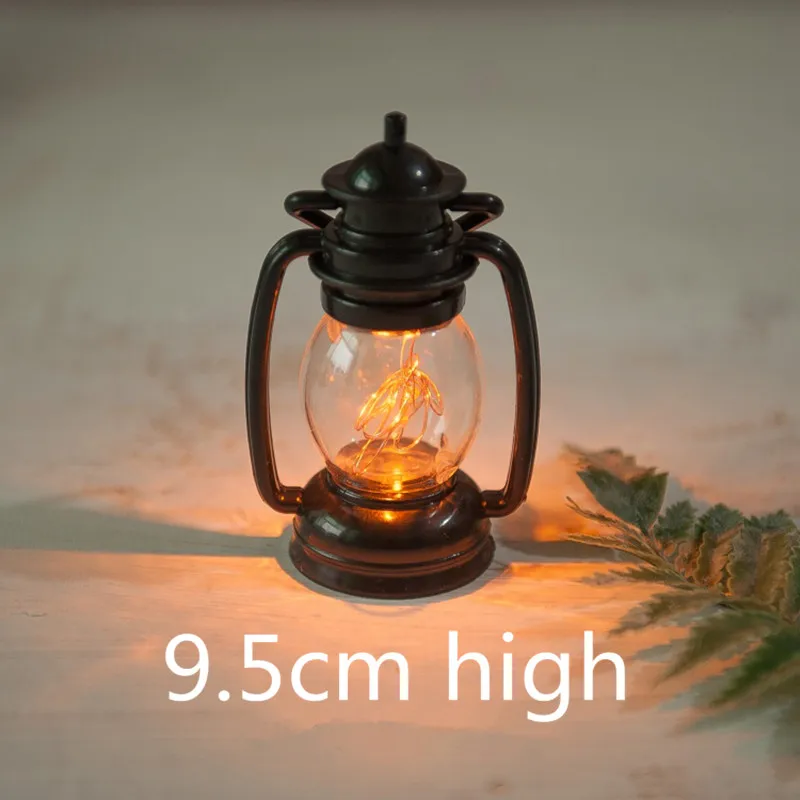 

Creative European and American style retro small black horse lamp two-color lighting newborn photography props