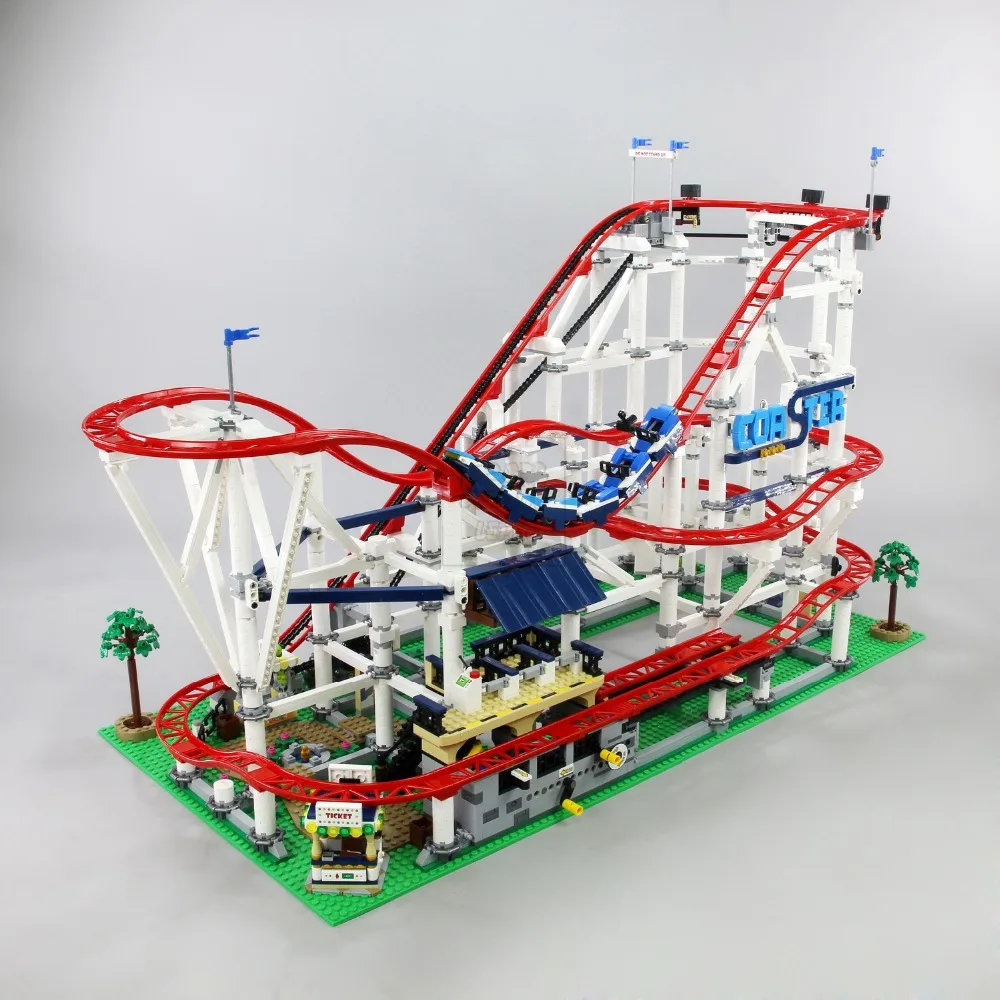 

Lepin 15039 The 10261 Roller Funny Model Coaster Set 4619Pcs Building Series Buidling Blocks Bricks Kids Toys City Model Gifts