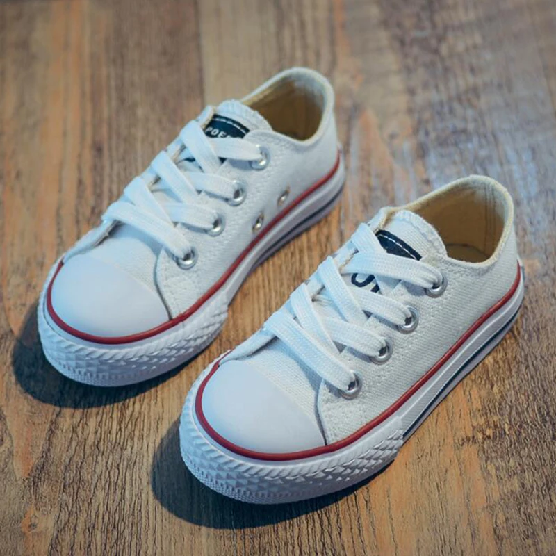 حذاء للأطفال الفتيان والفتيات المنخفضة أعلى حذاء قماش 2019 الربيع والخريف تنفس المضادة للانزلاق أحذية