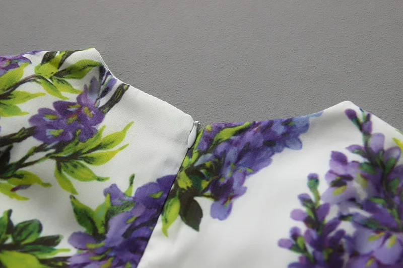 2926892453_2068599042