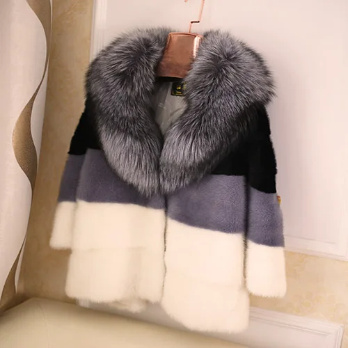 Корейская новая продукция, рукав летучая мышь, воротник из лисьего меха, мех норки, аккуратное короткое замшевое пальто, женские модели, специальное предложение