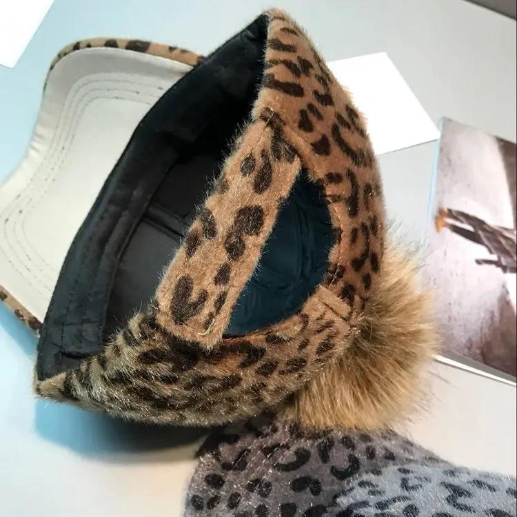 4541399443_781630395